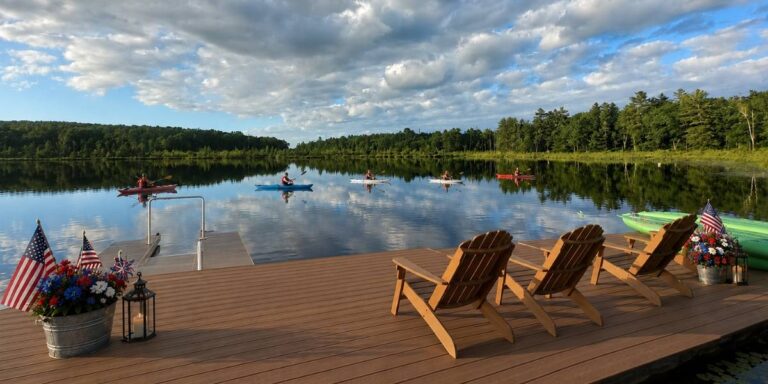 Star-Spangled Paddle: 4th of July Kayak Safety & Launch Tips